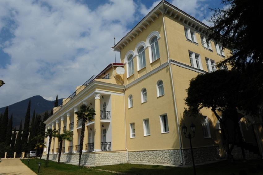 Lazurniy Bereg Hotell Gagry Eksteriør bilde